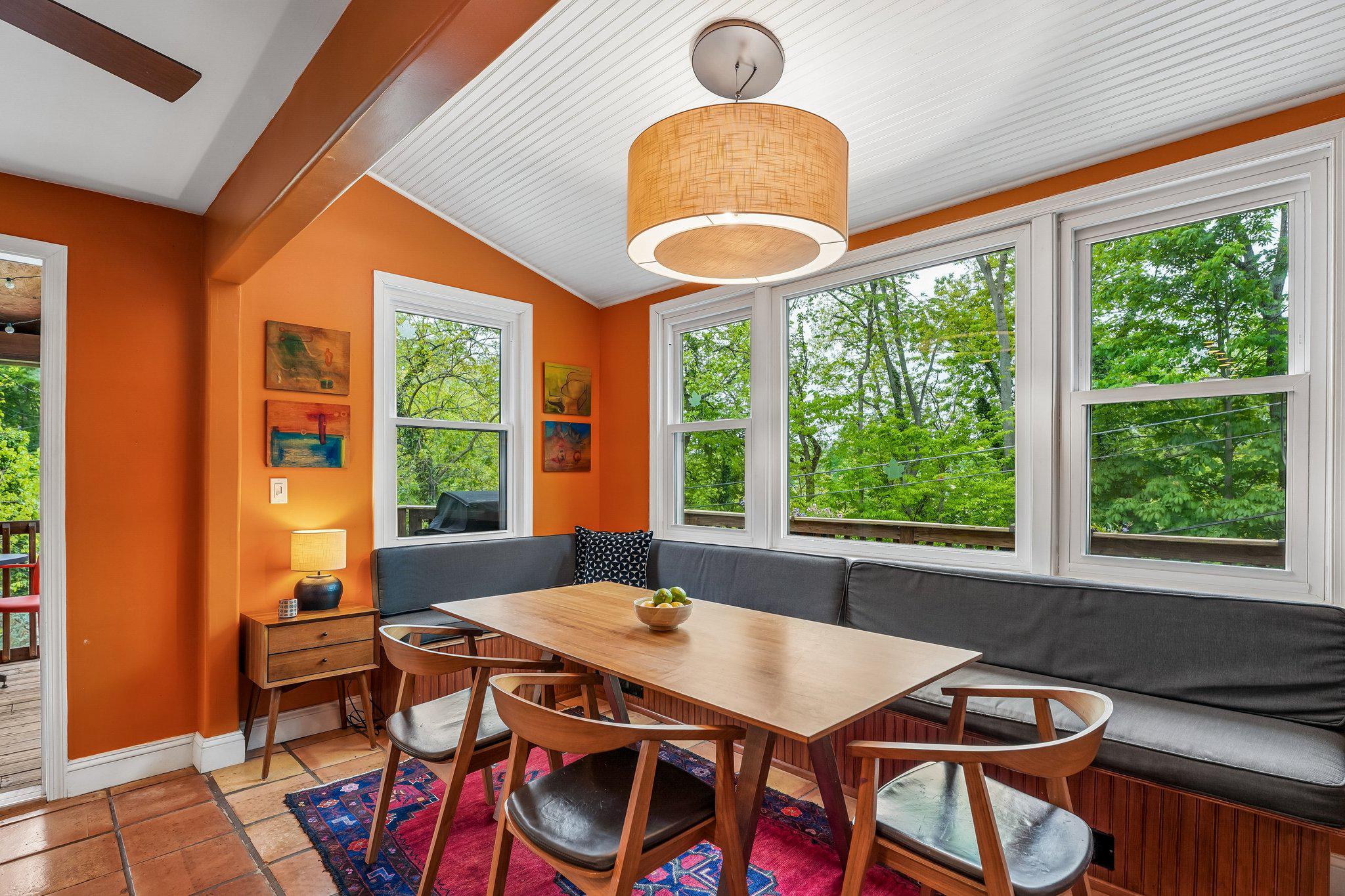 MOUNT WASHINGTON - Residential