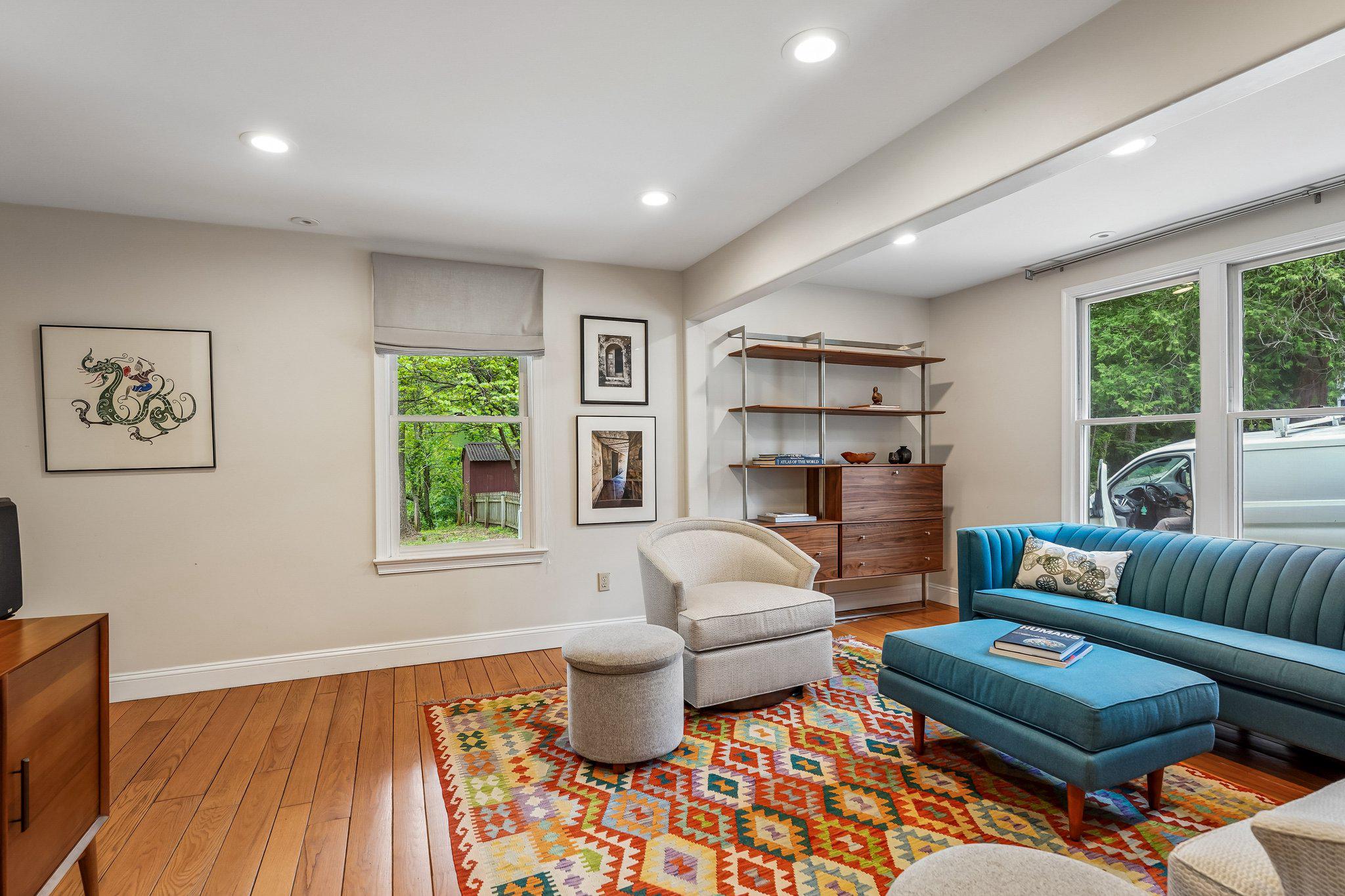 MOUNT WASHINGTON - Residential