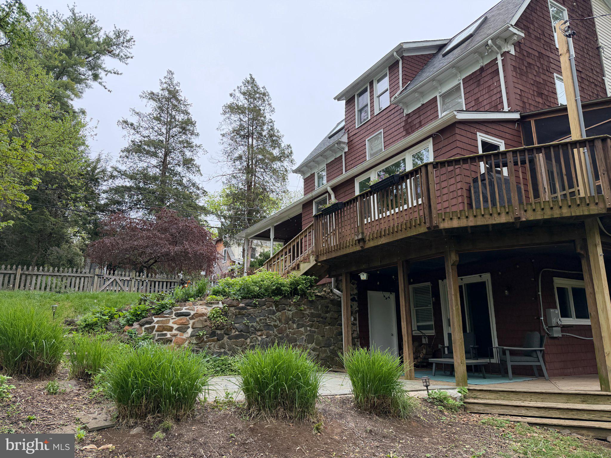 MOUNT WASHINGTON - Residential