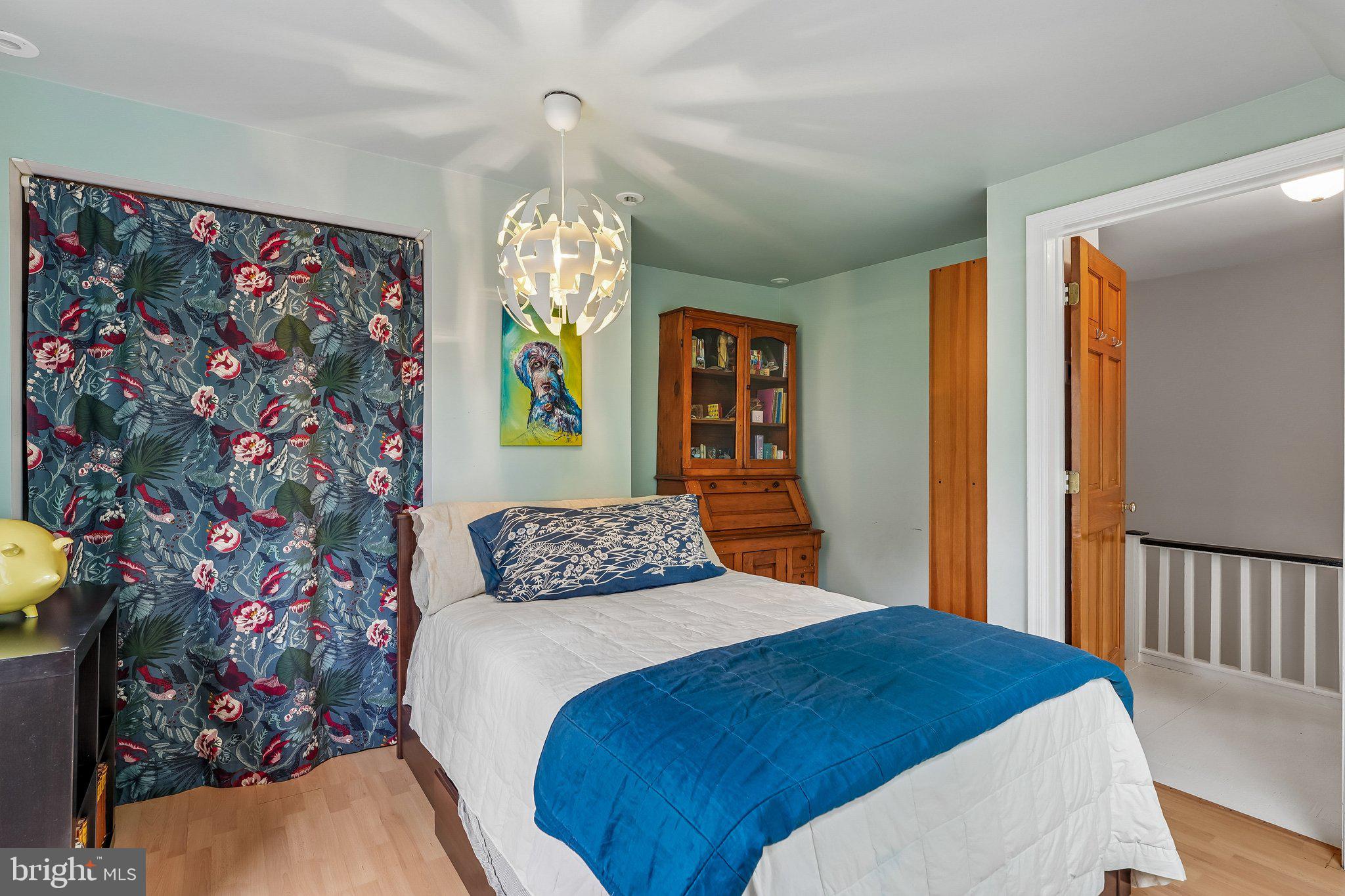 MOUNT WASHINGTON - Residential