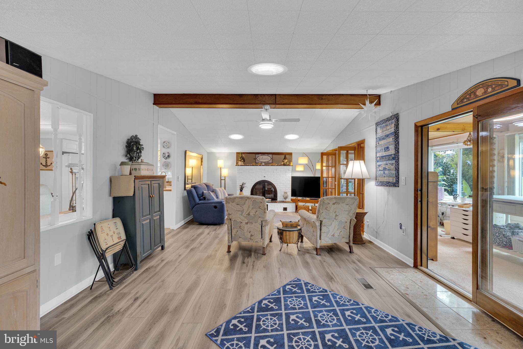 DENTON WOODS - Residential