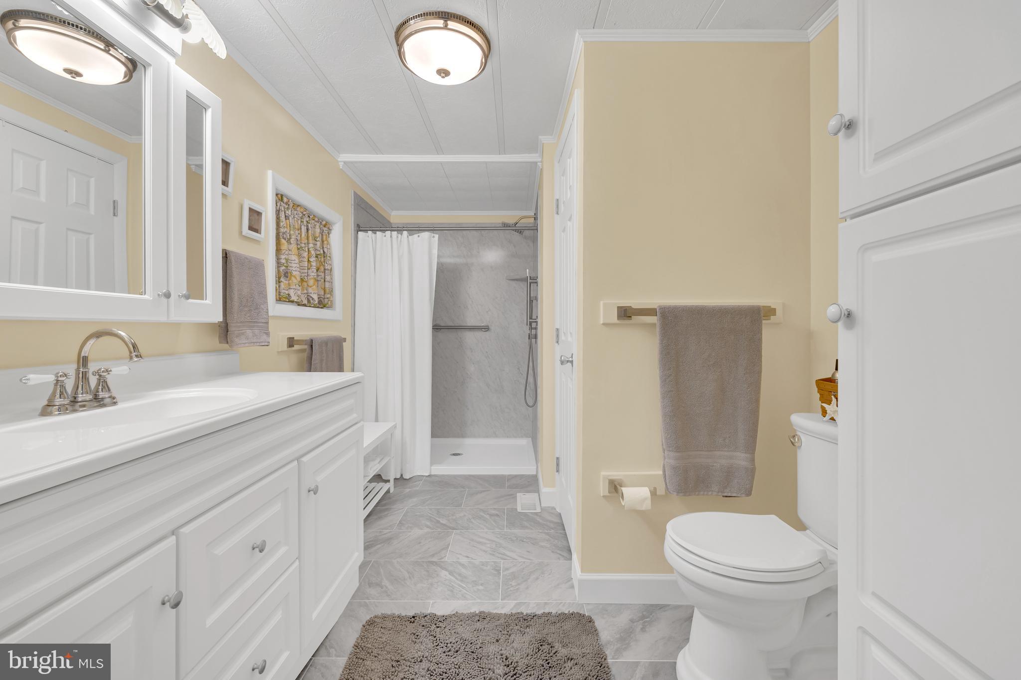 DENTON WOODS - Residential