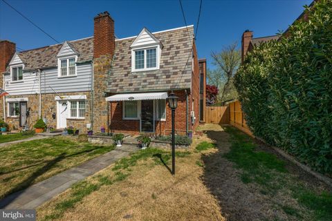 5249 43RD STREET NW WASHINGTON DC 20015