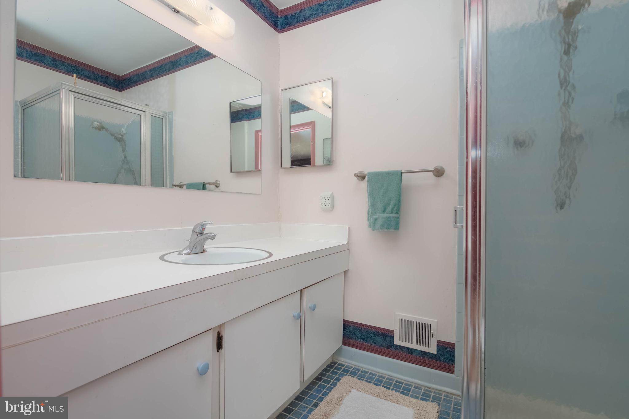 DONCASTER VILLAGE - Residential