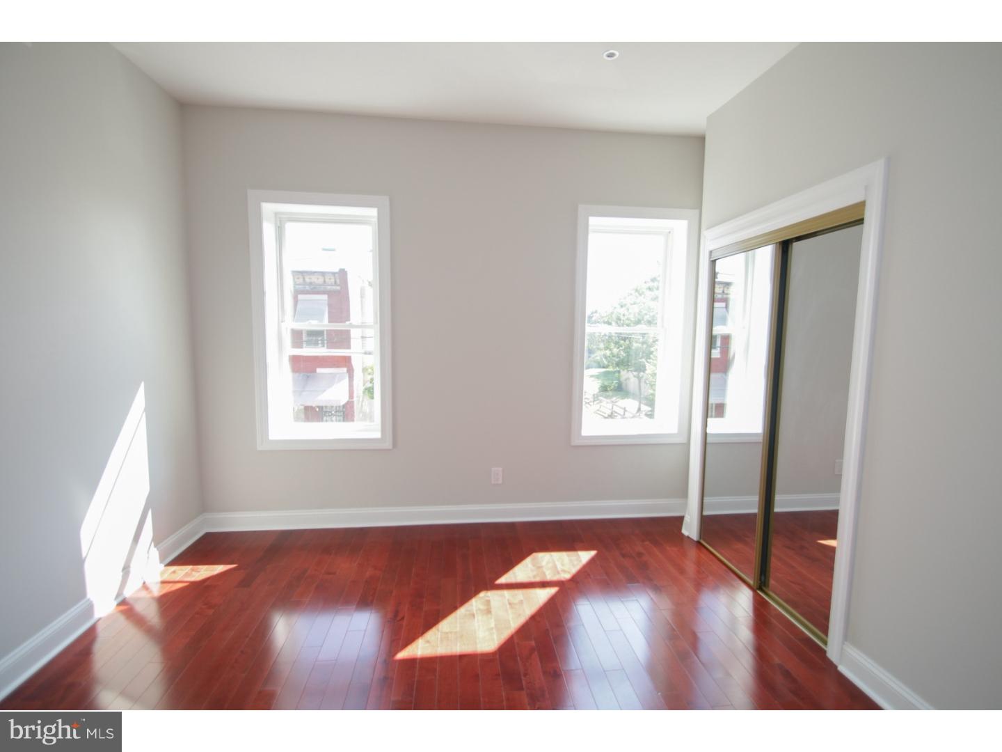 POINT BREEZE - Residential
