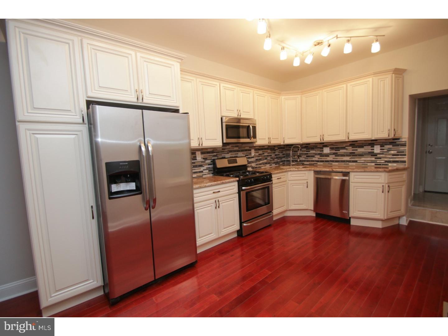 POINT BREEZE - Residential