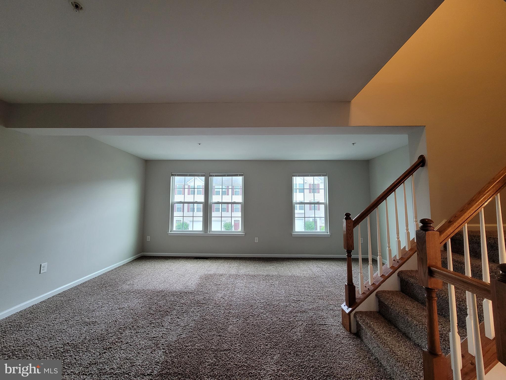 HIGHVIEW AT MONTGOME - Residential