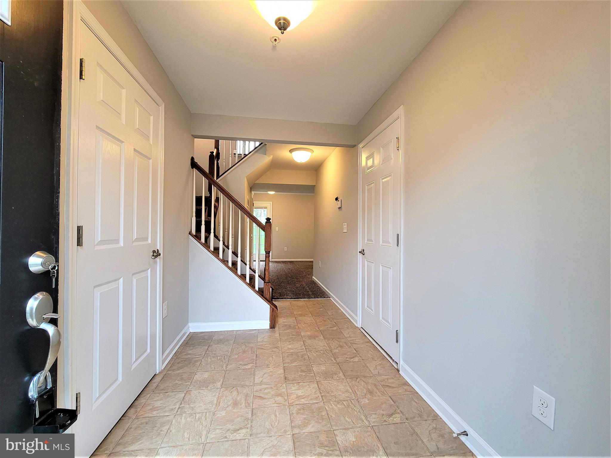 HIGHVIEW AT MONTGOME - Residential