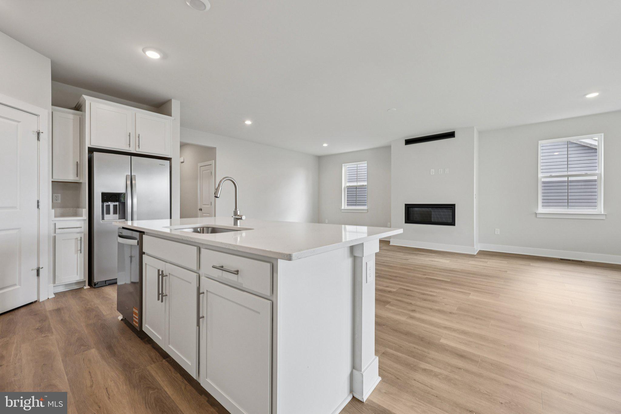 WILLOW RUN - Residential