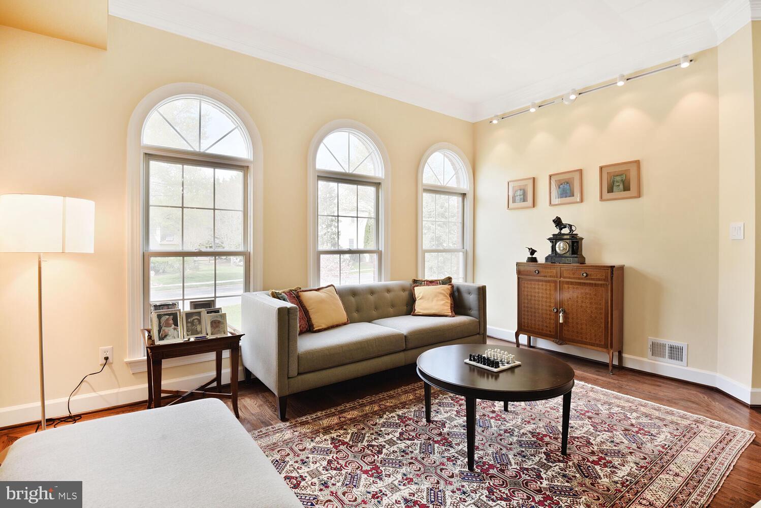 102 WINDING ROSE DRIVE