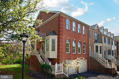 102 WINDING ROSE DRIVE ROCKVILLE MD 20850