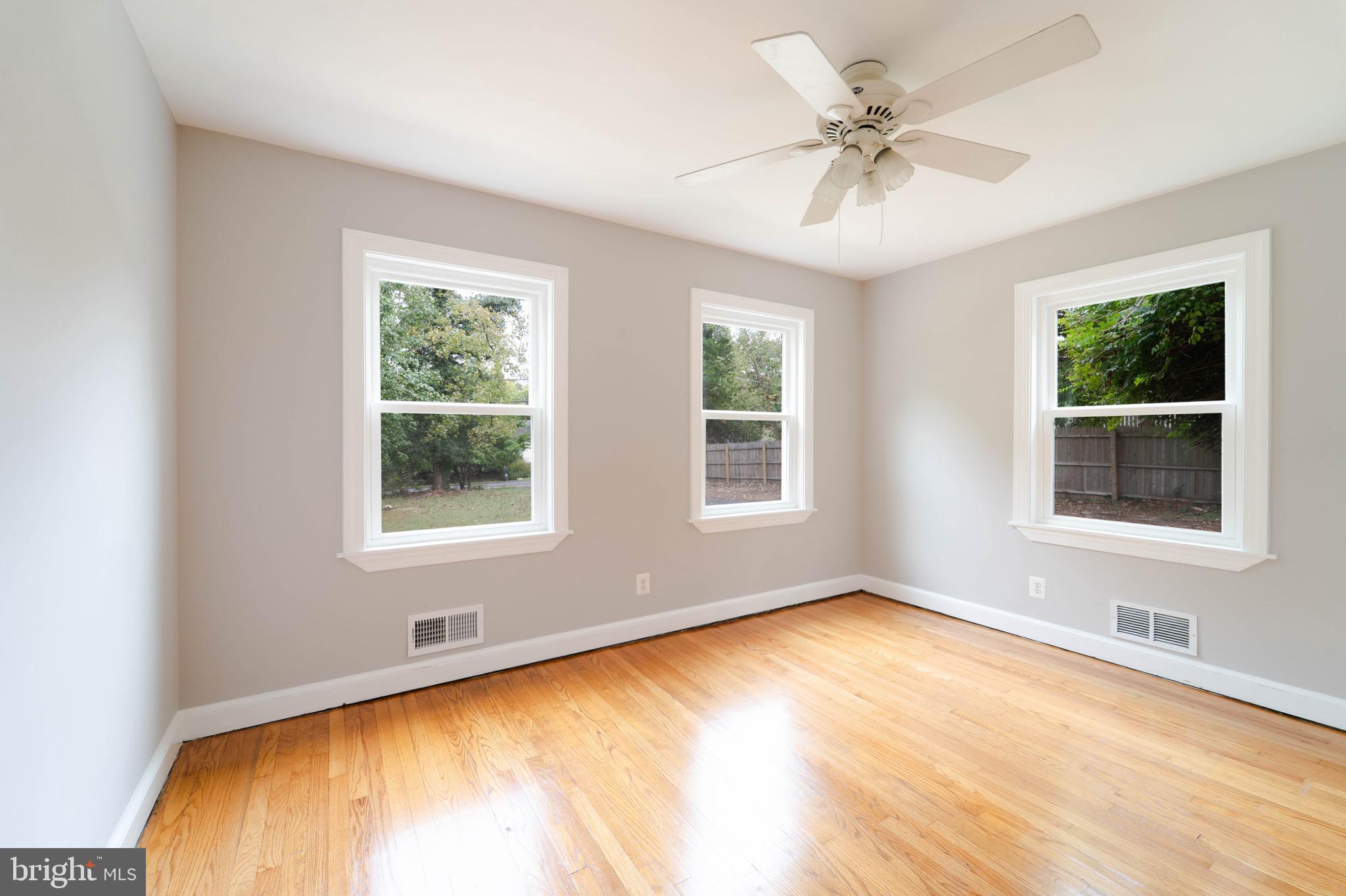 PINE KNOLLS - Residential Lease