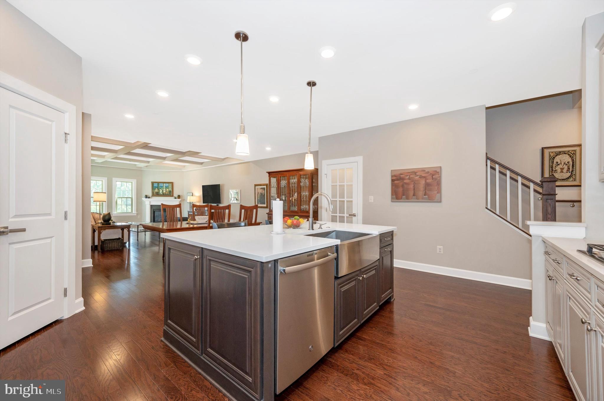 URBANA VILLAS - Residential