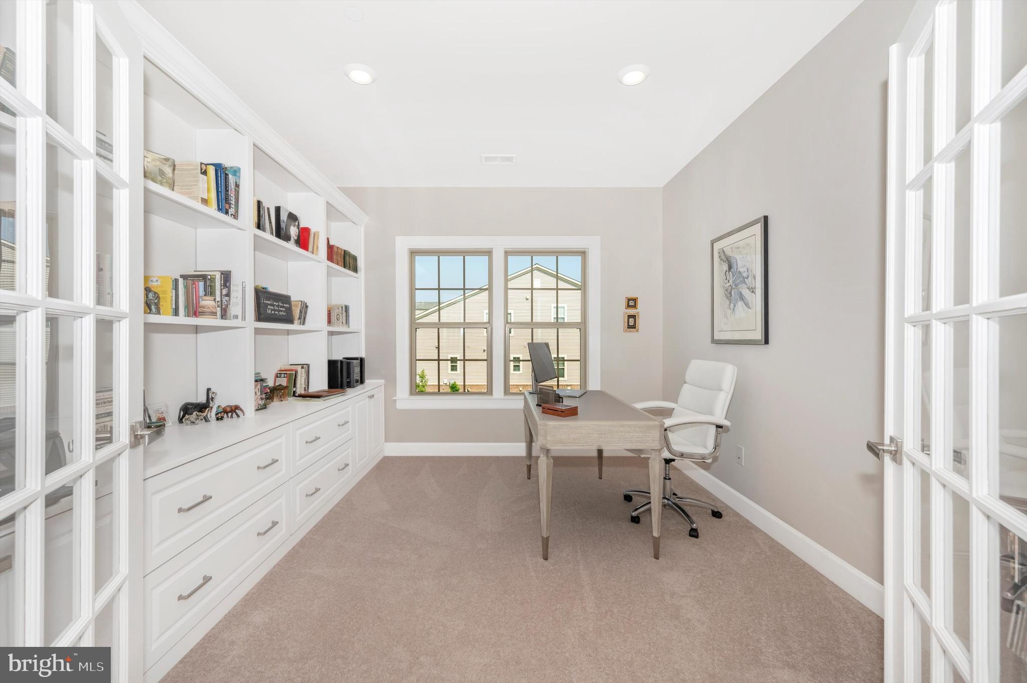 URBANA VILLAS - Residential