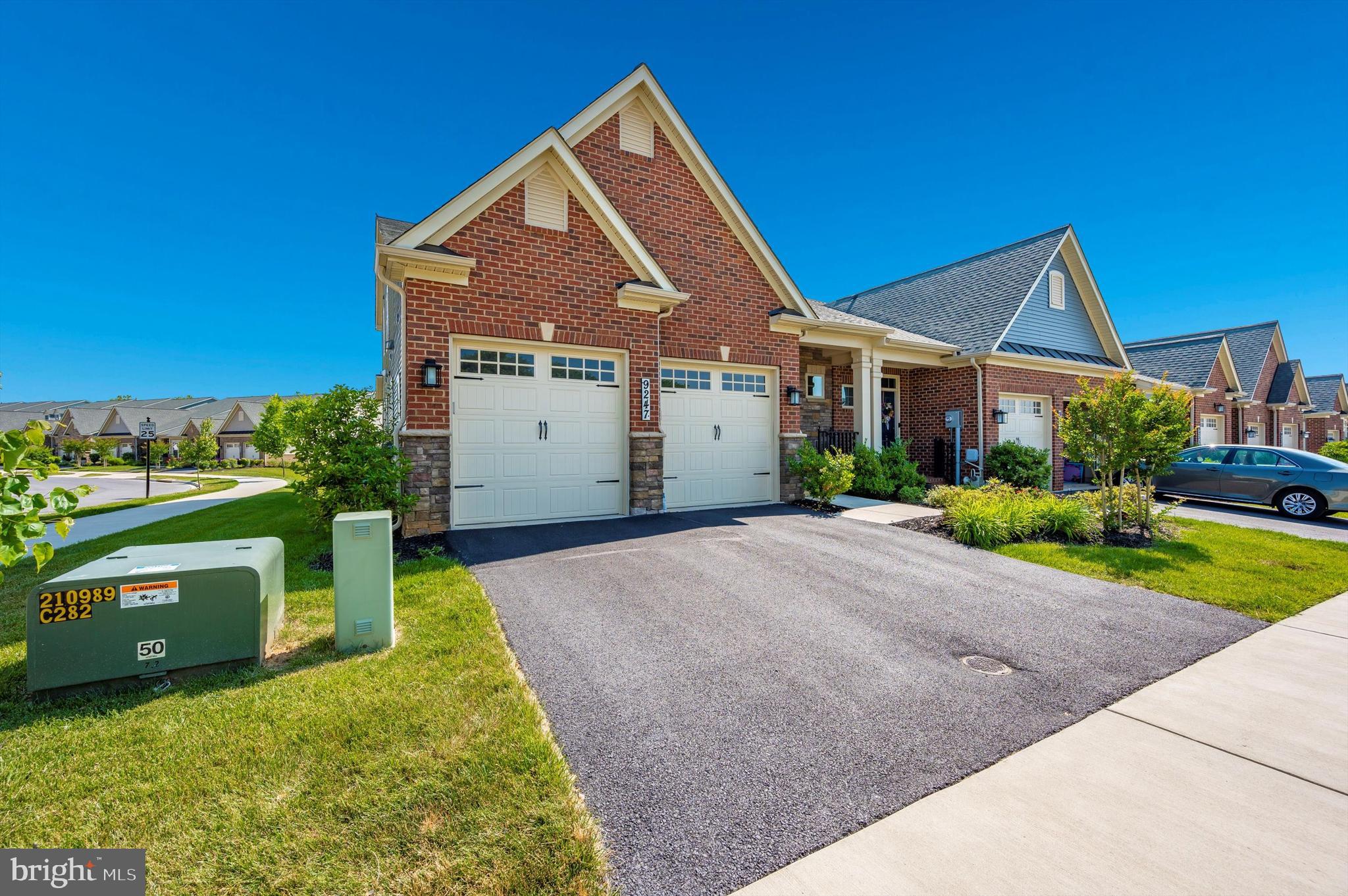 URBANA VILLAS - Residential