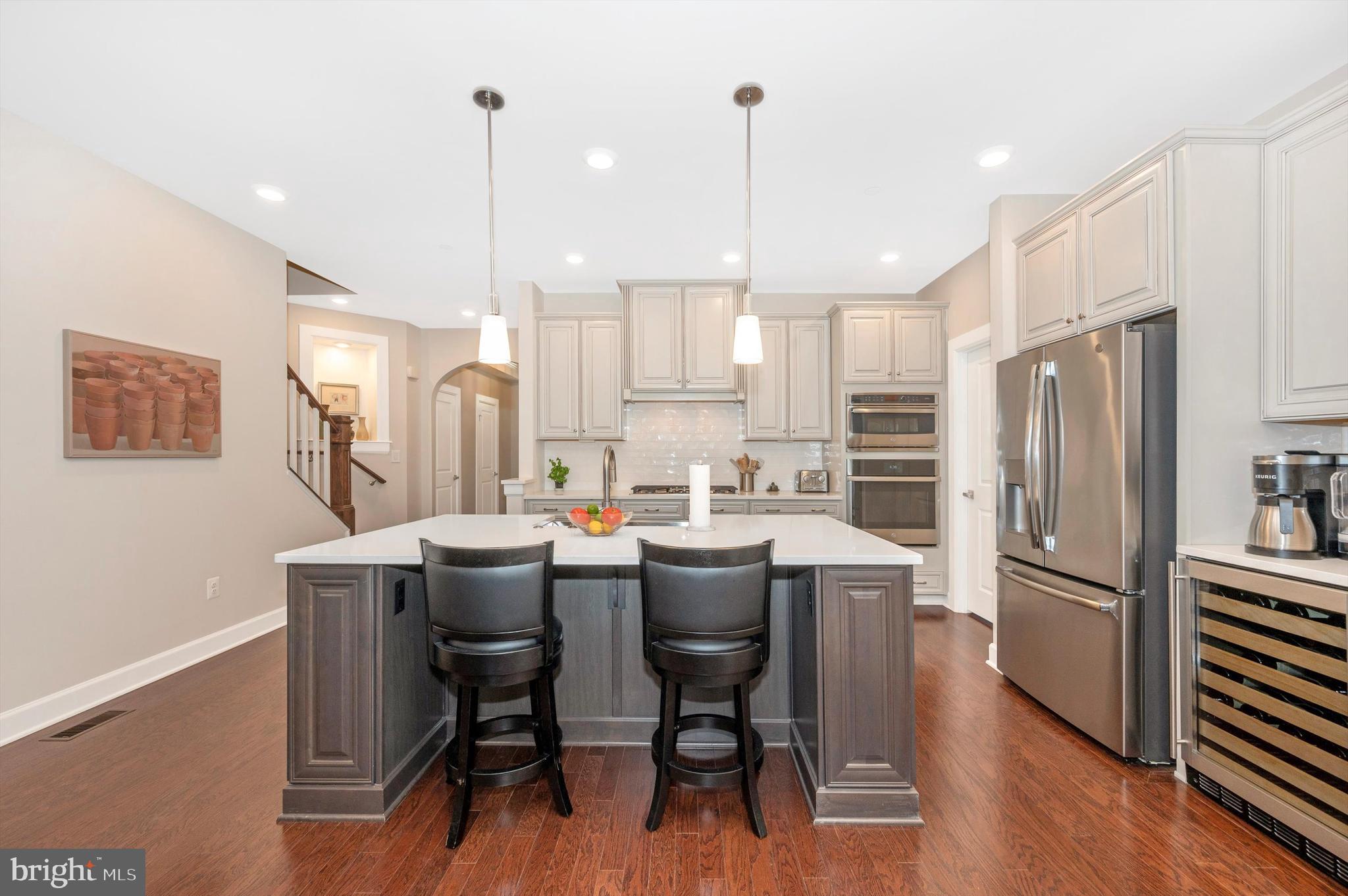 URBANA VILLAS - Residential