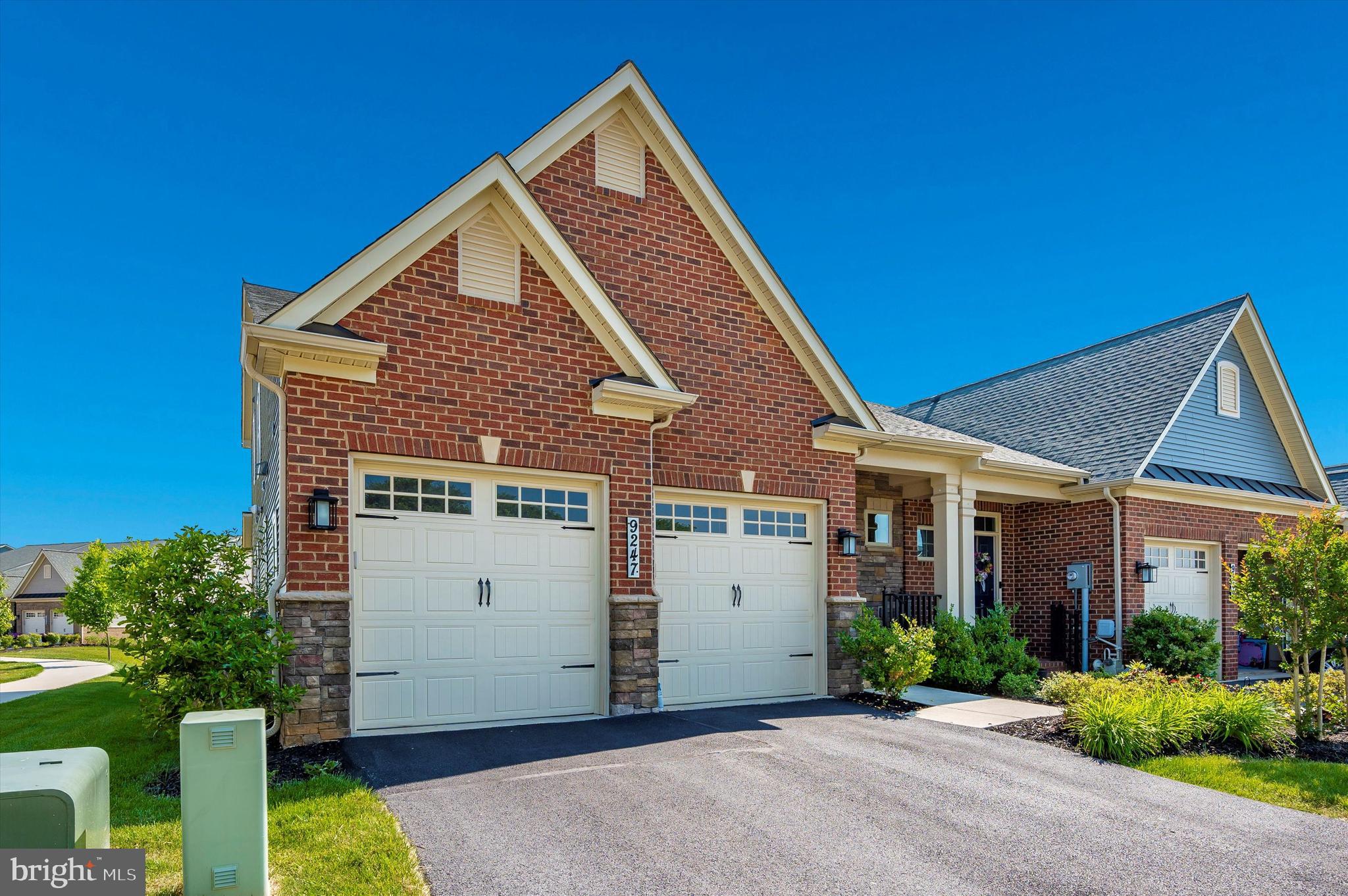 URBANA VILLAS - Residential