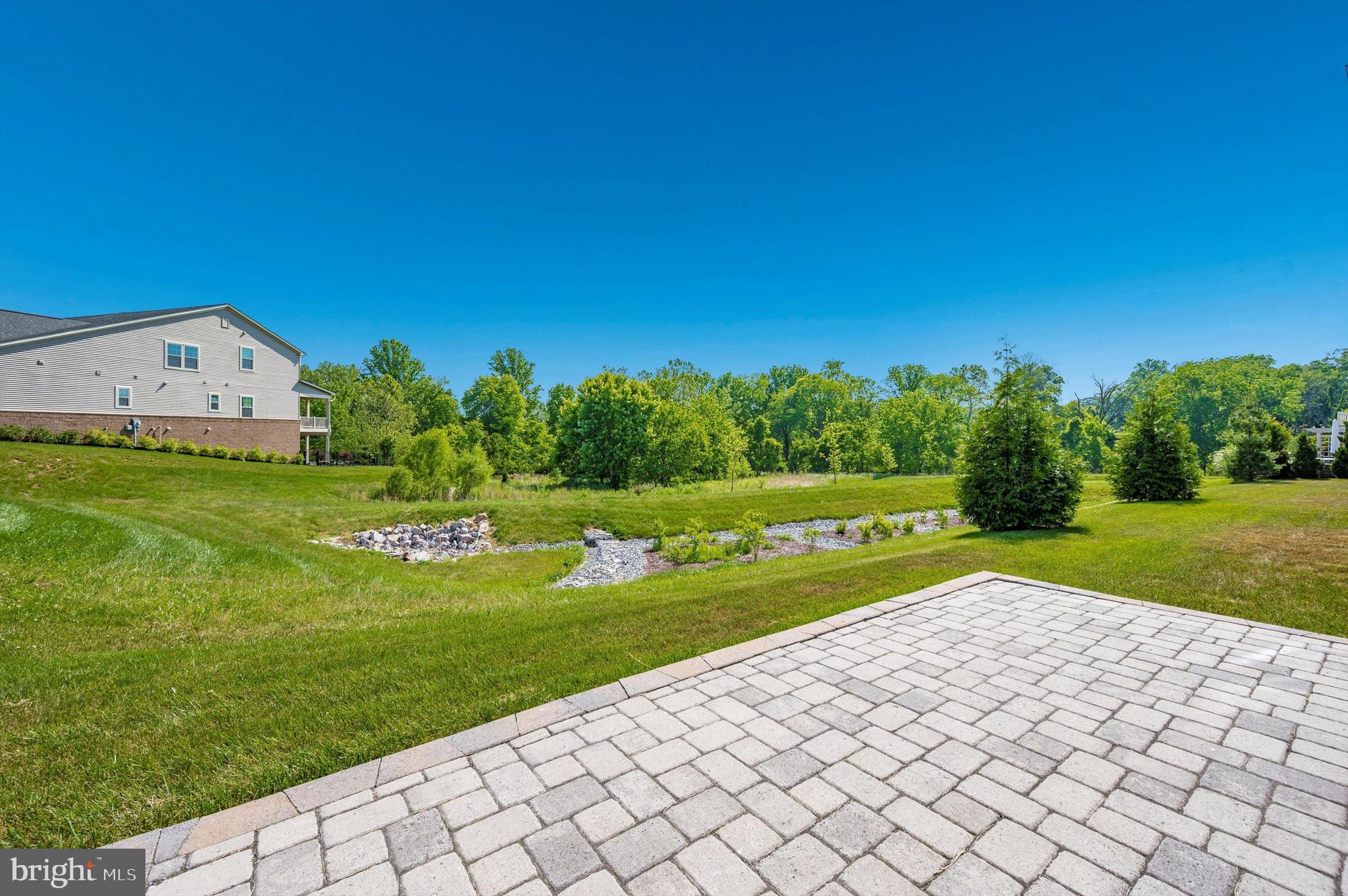 URBANA VILLAS - Residential