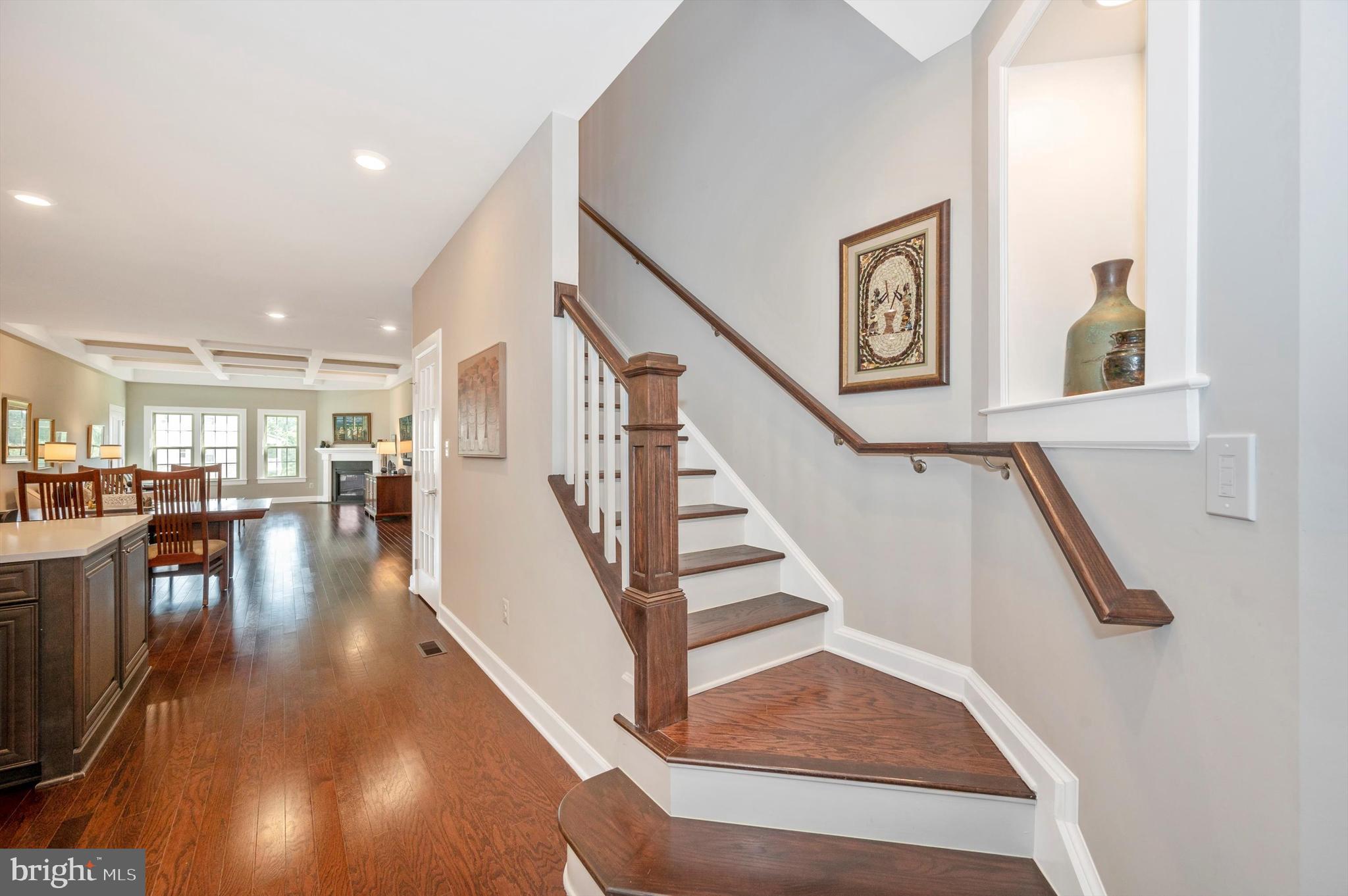 URBANA VILLAS - Residential