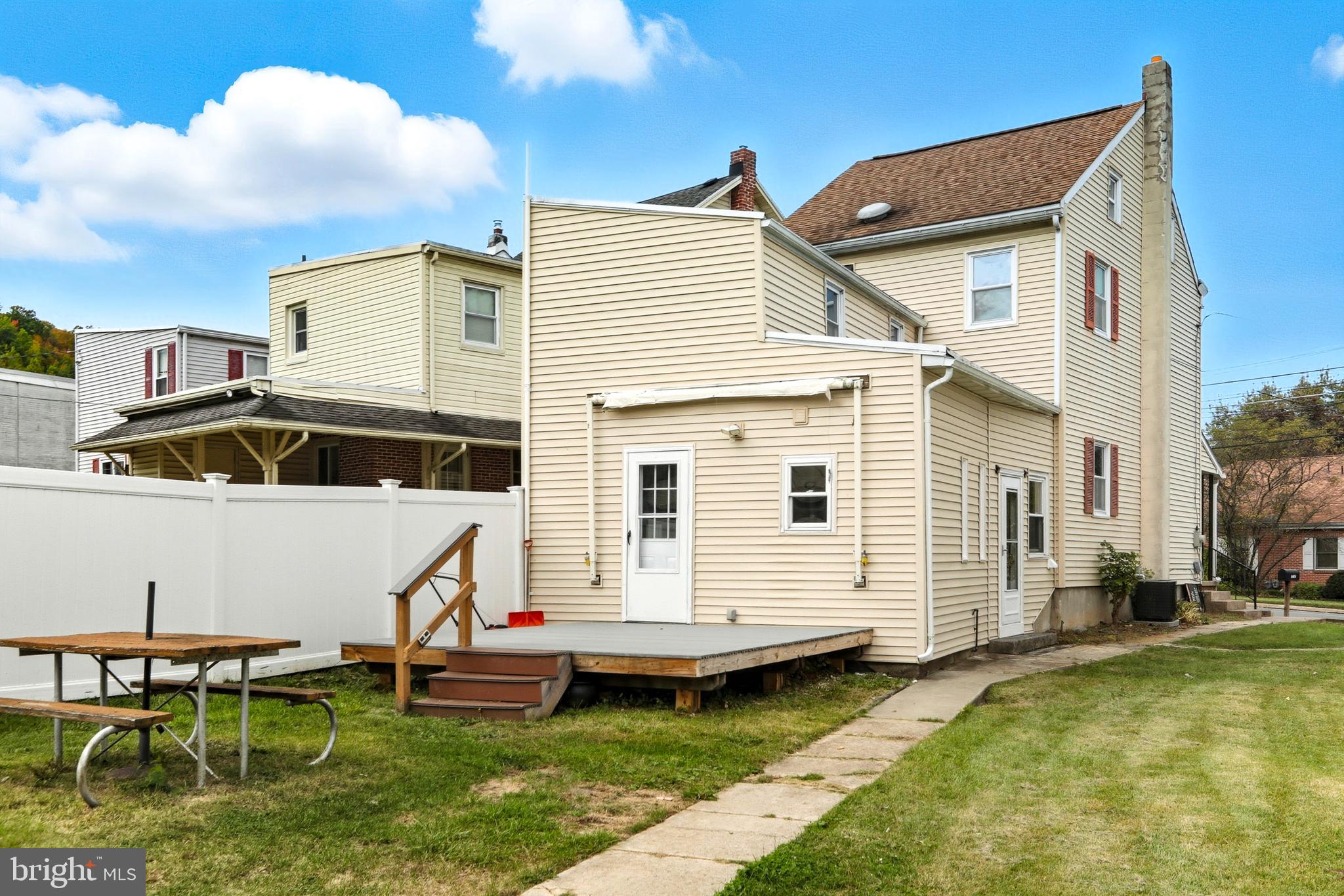 3024 OLEY TURNPIKE ROAD