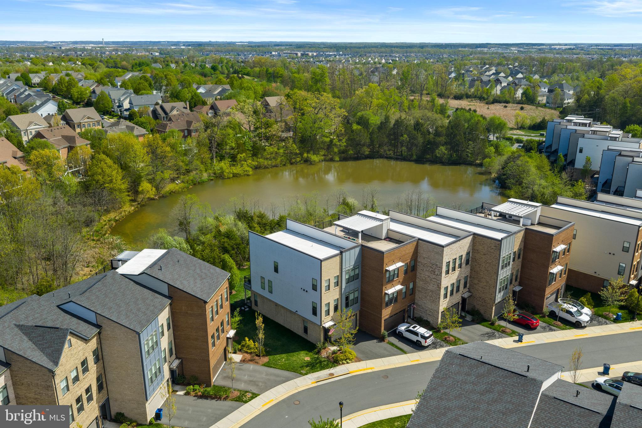 23070 SULLIVANS COVE