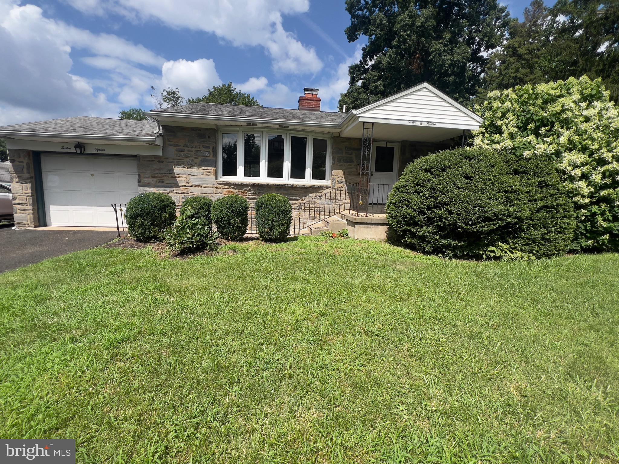 Welcome to this spacious 3-bedroom, 2-bath home located on a beautiful tree-lined street in a highly sought-after school district. This home offers a fantastic layout with generous living spaces, perfect for families or entertaining.
Enjoy the backyard oasis featuring a private in-ground pool. Please note: the pool was present when the current owner purchased the home and has not been used or tested for functionality—being sold as-is.
Don’t miss this opportunity to own a home in a great neighborhood with strong community appeal. Schedule your showing today!