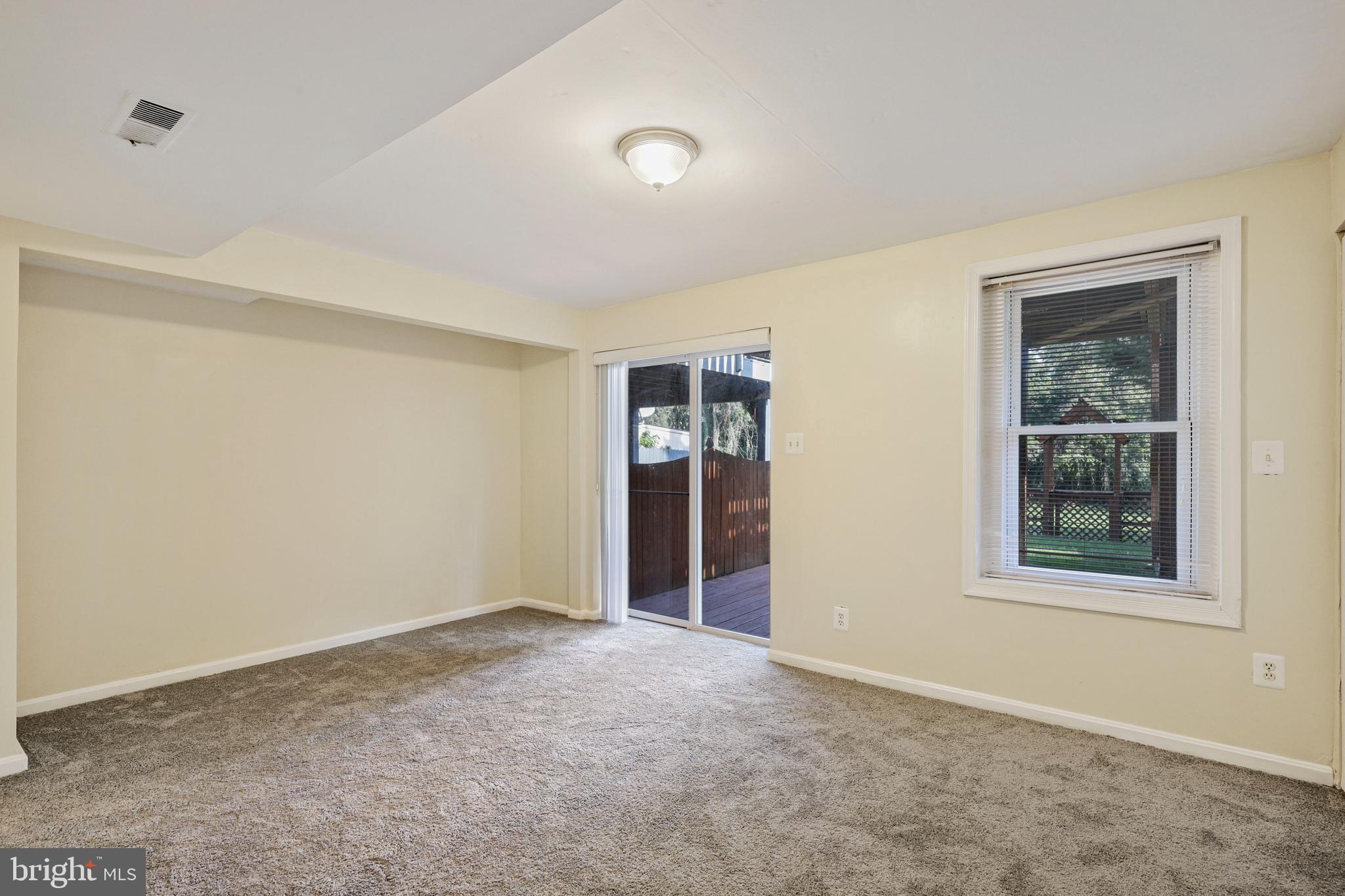 SATYR WOODS - Residential Lease