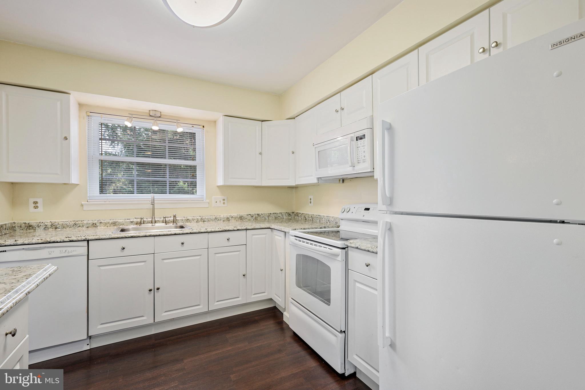 SATYR WOODS - Residential Lease