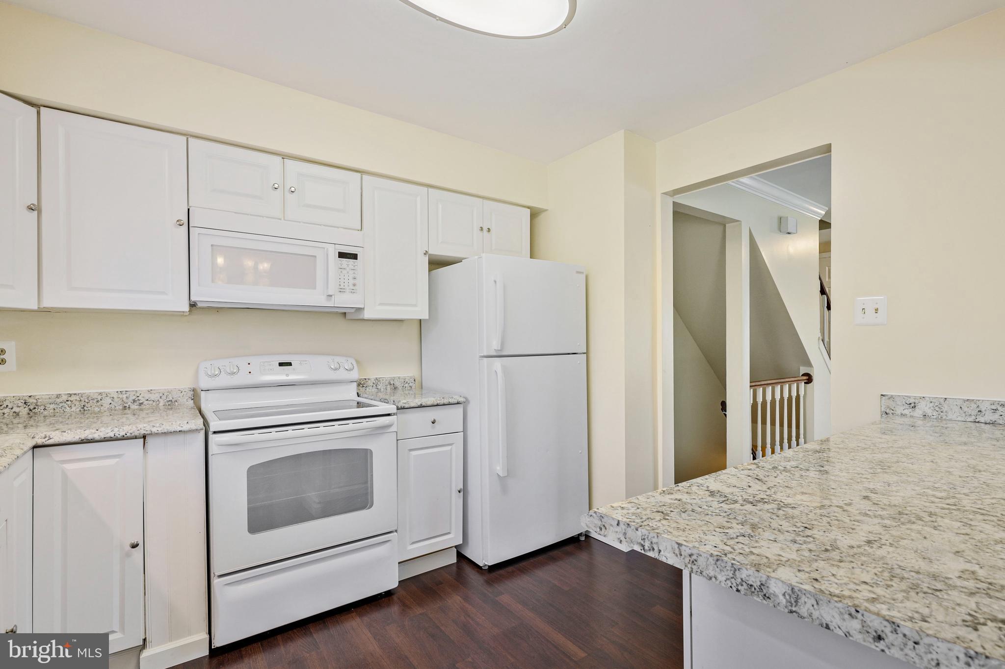 SATYR WOODS - Residential Lease