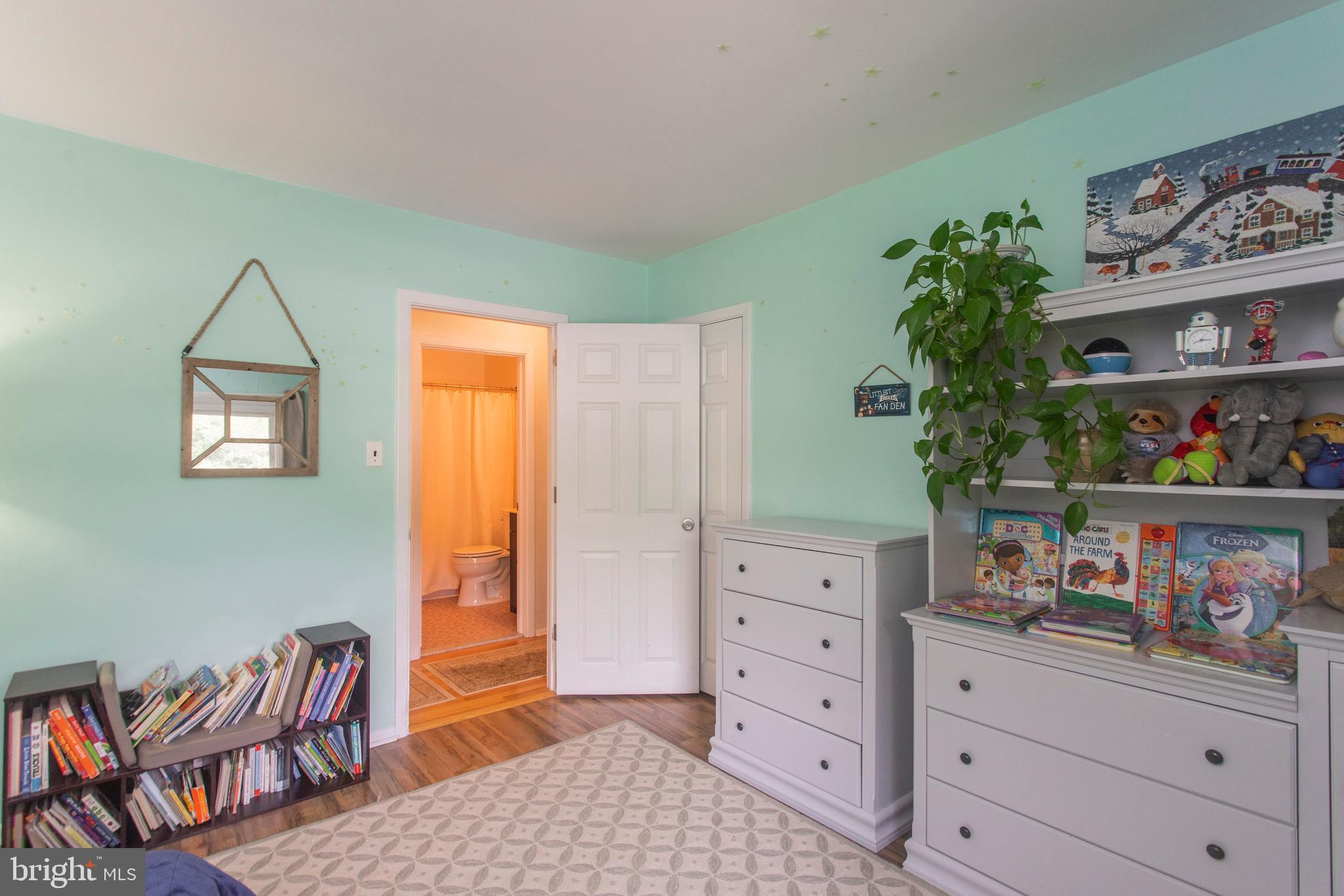 PADDOCK FARMS - Residential