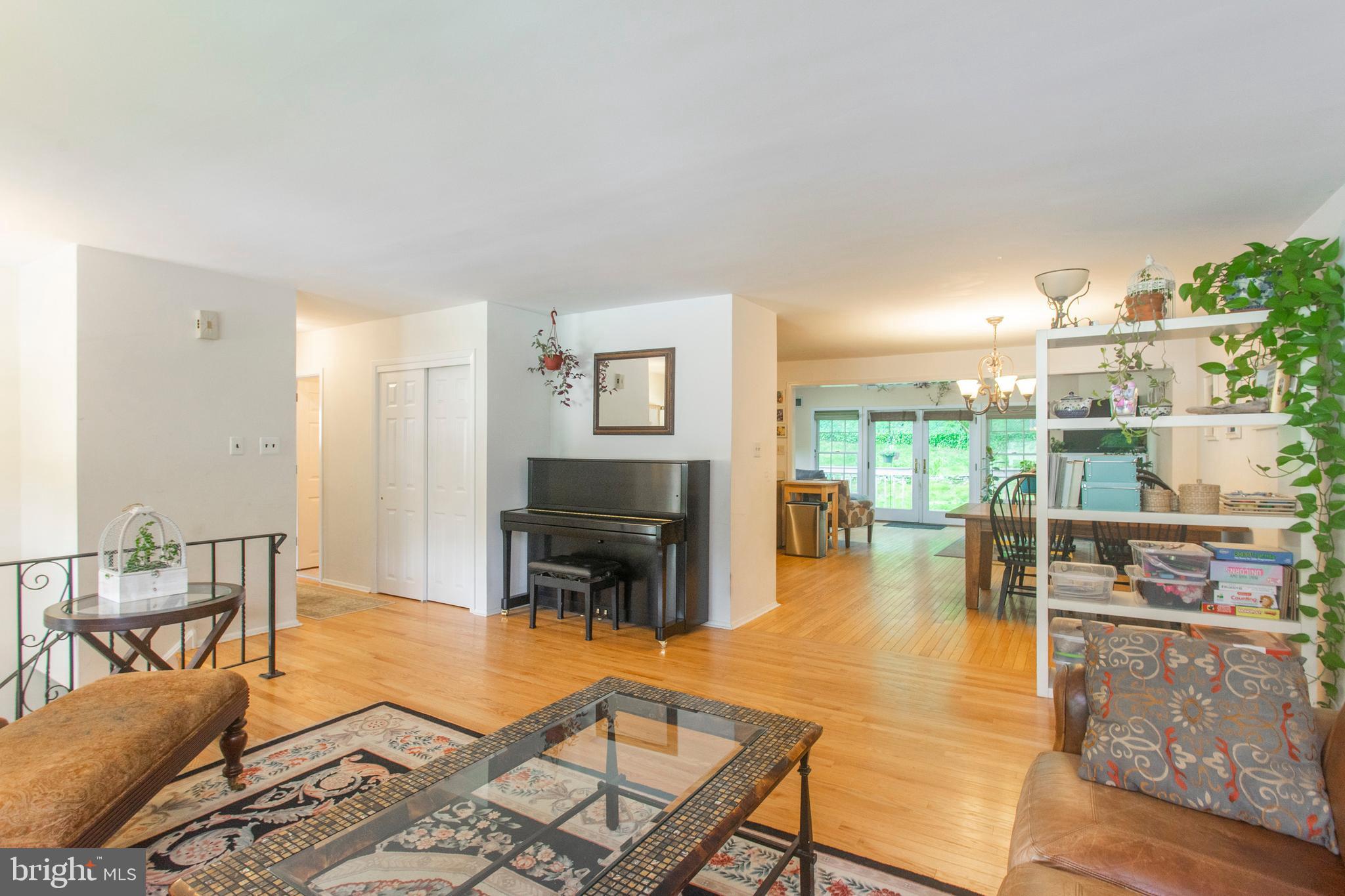 PADDOCK FARMS - Residential