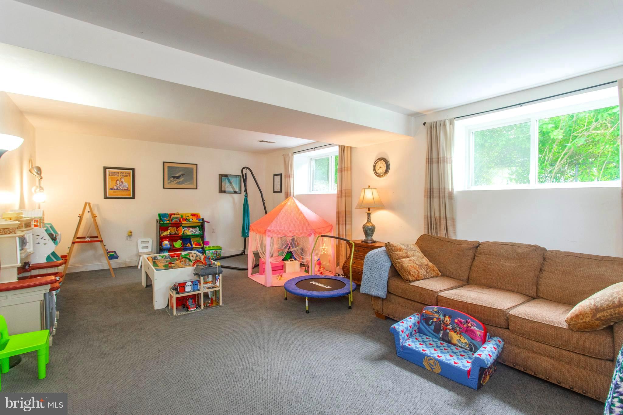 PADDOCK FARMS - Residential