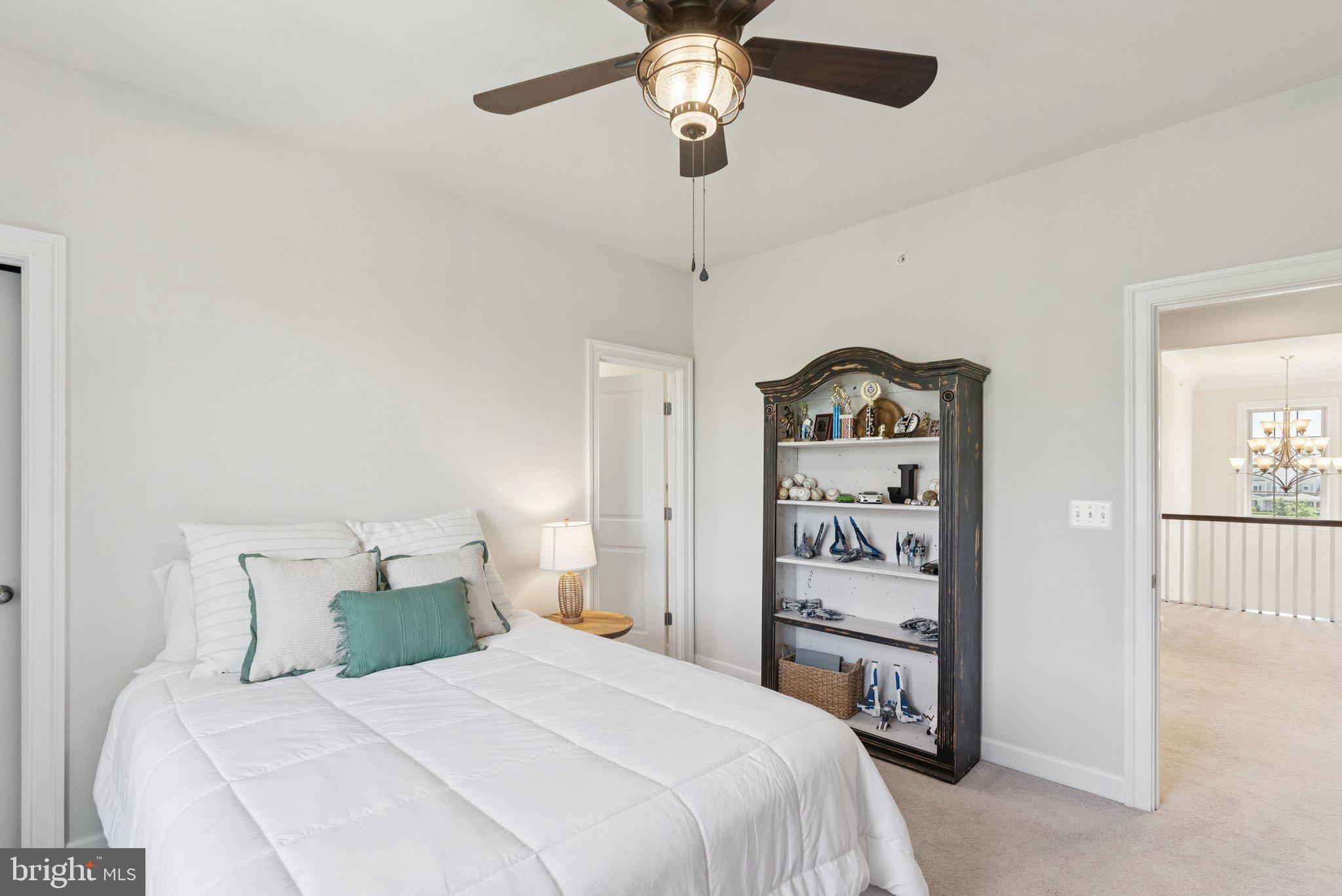 LAYTONSVILLE TOWN - Residential