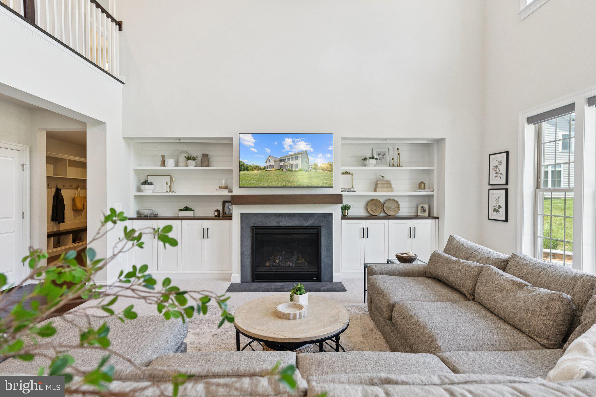 LAYTONSVILLE TOWN - Residential