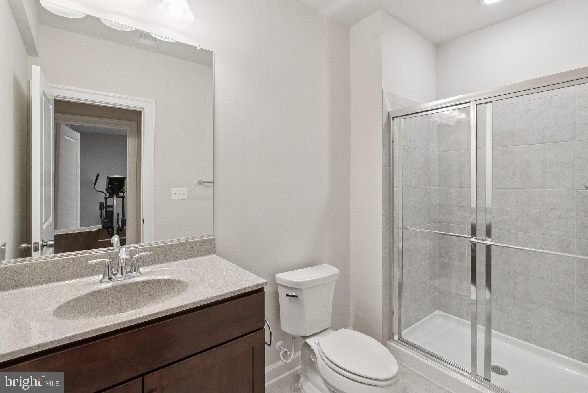 LAYTONSVILLE TOWN - Residential