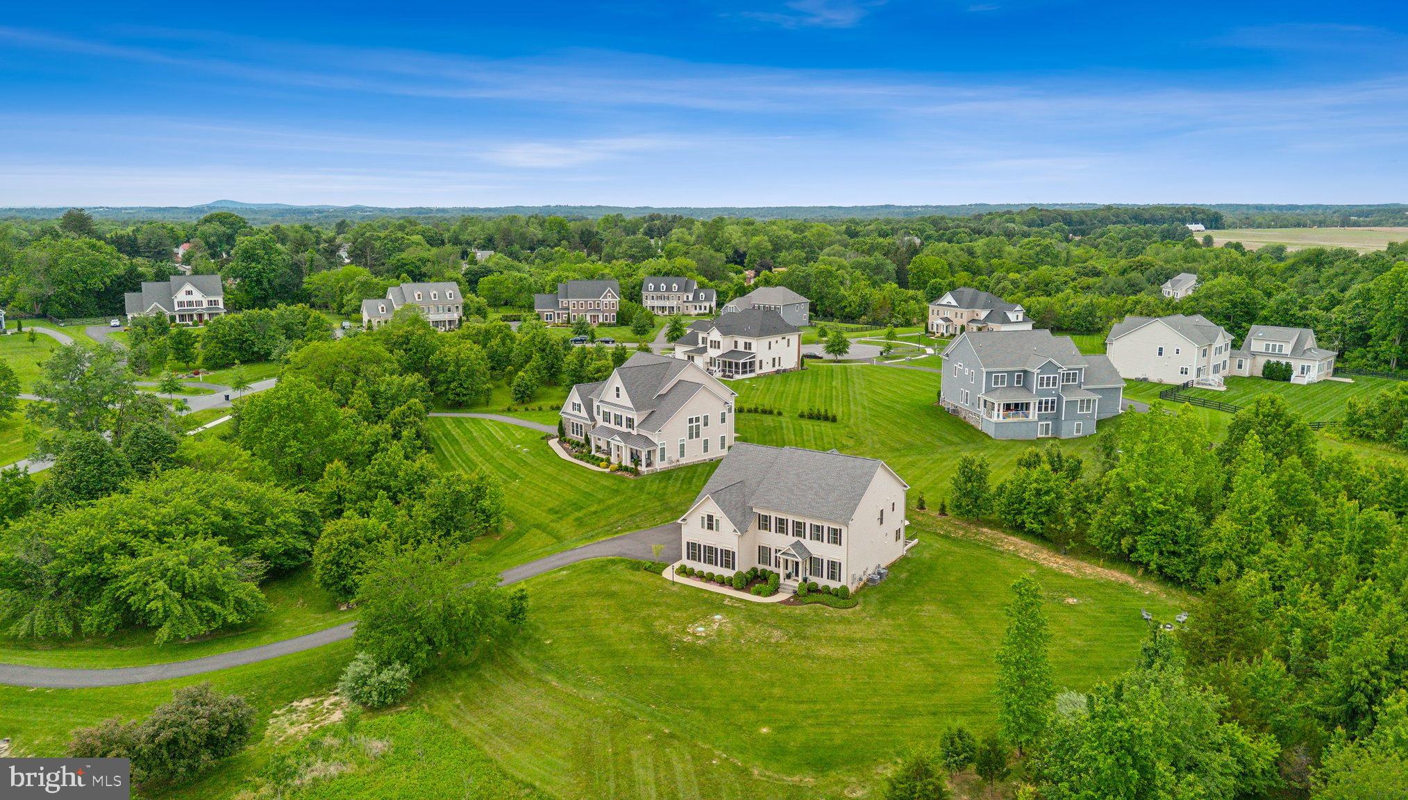 LAYTONSVILLE TOWN - Residential