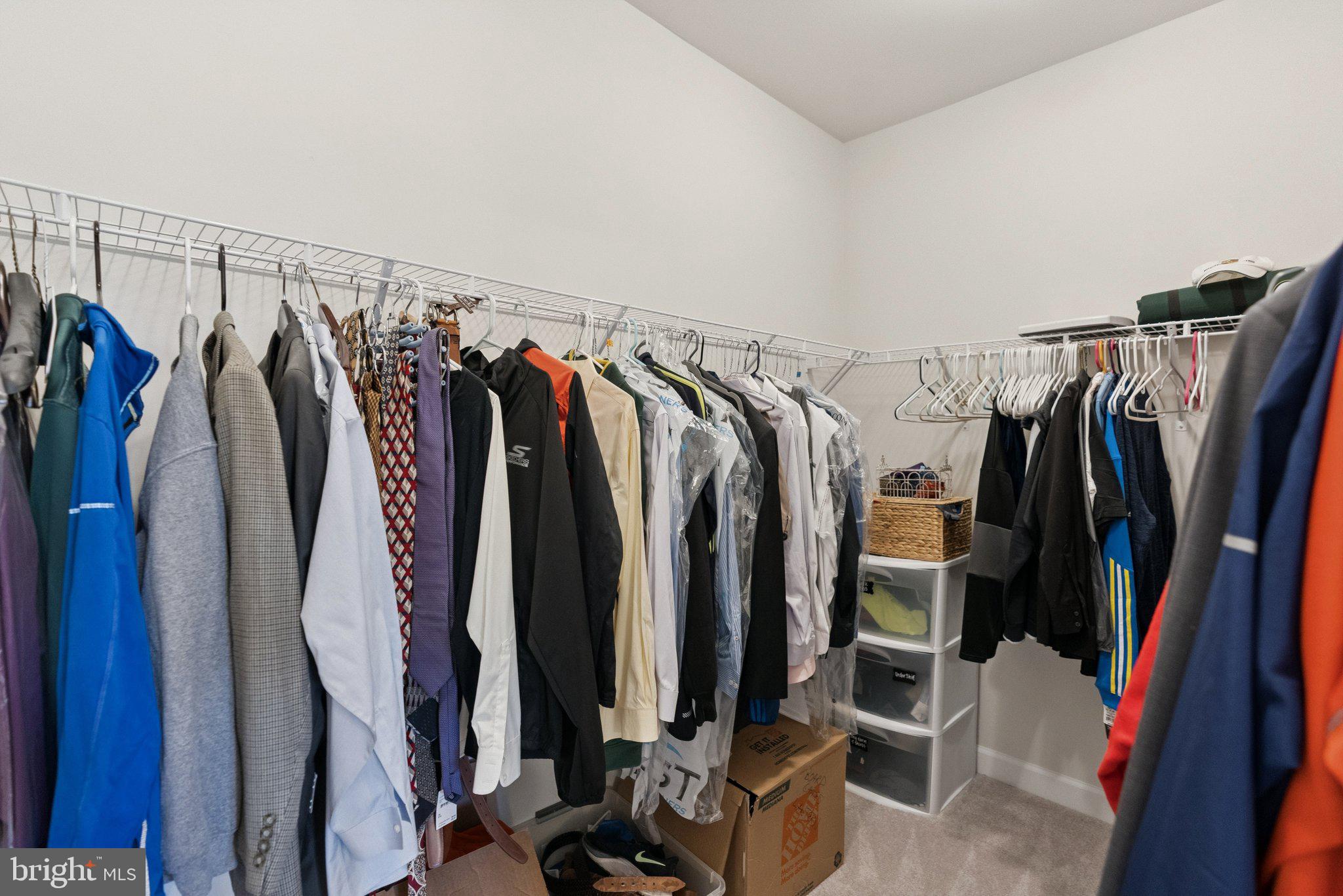 LAYTONSVILLE TOWN - Residential