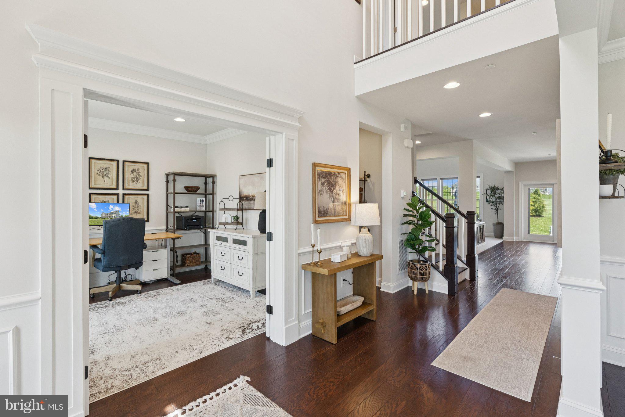 LAYTONSVILLE TOWN - Residential