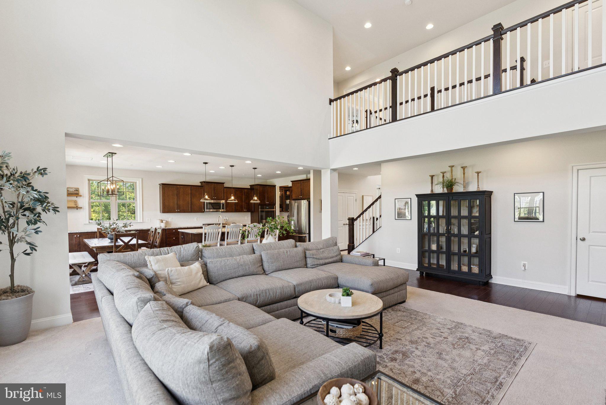 LAYTONSVILLE TOWN - Residential