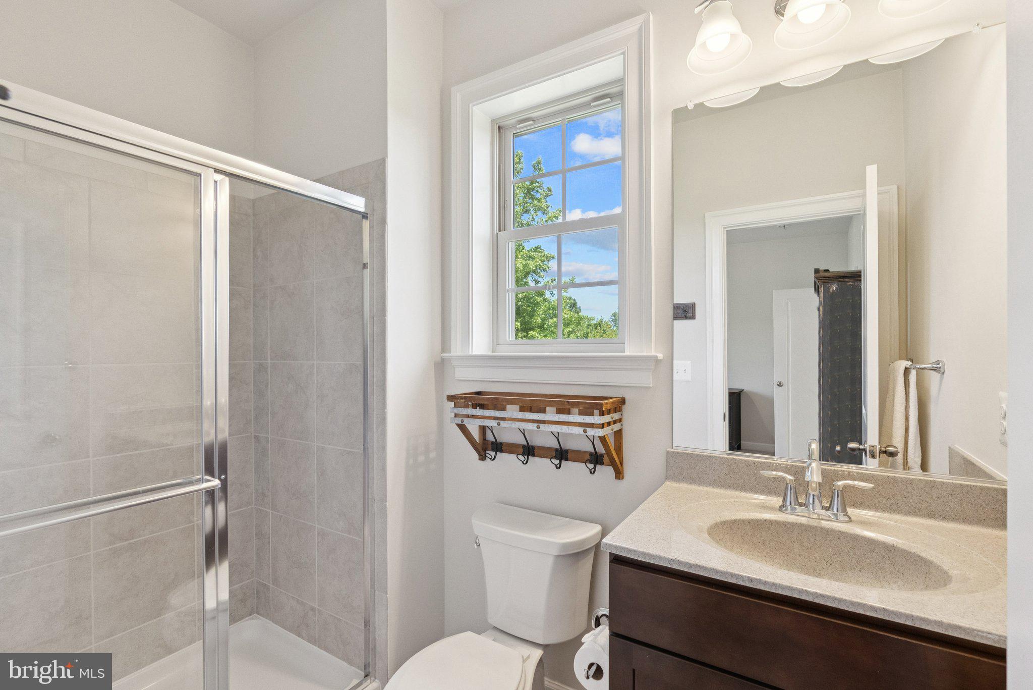 LAYTONSVILLE TOWN - Residential