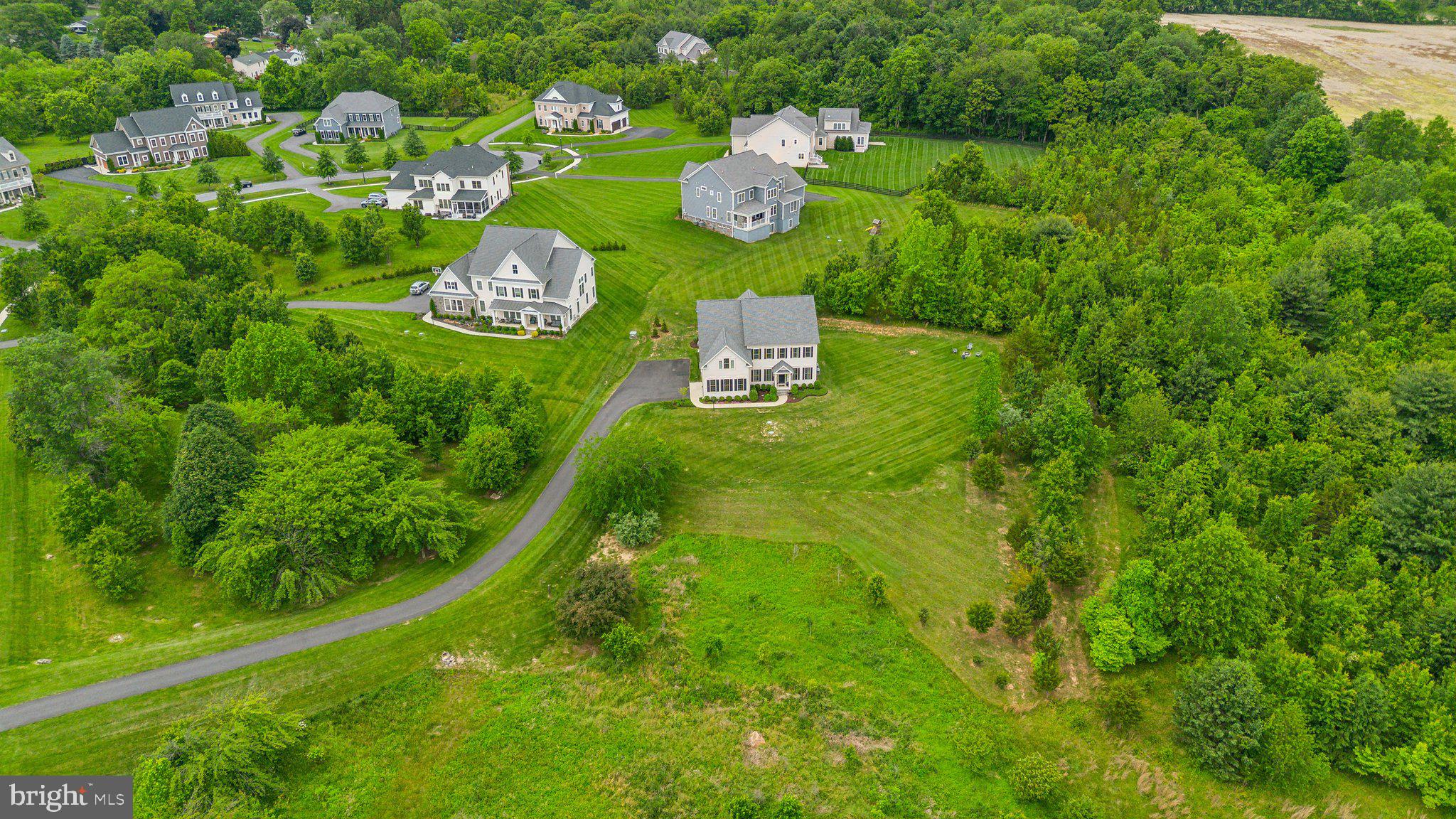 LAYTONSVILLE TOWN - Residential