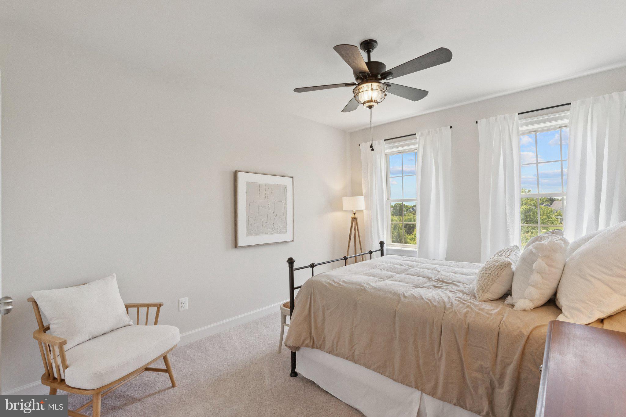 LAYTONSVILLE TOWN - Residential