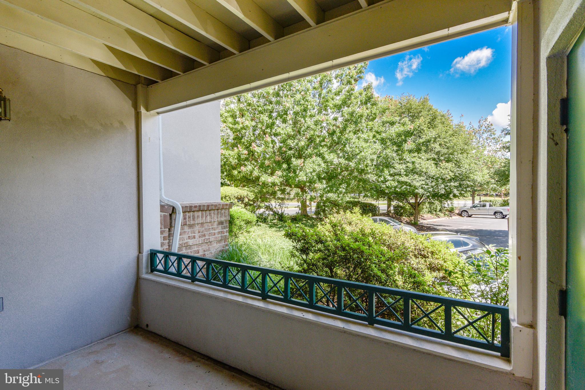 OAK PARK CONDO - Residential