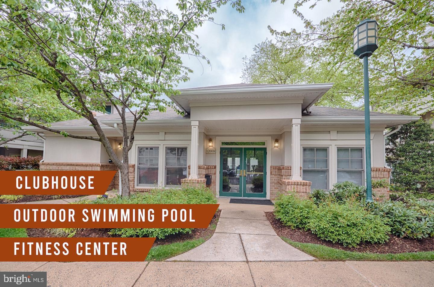 OAK PARK CONDO - Residential