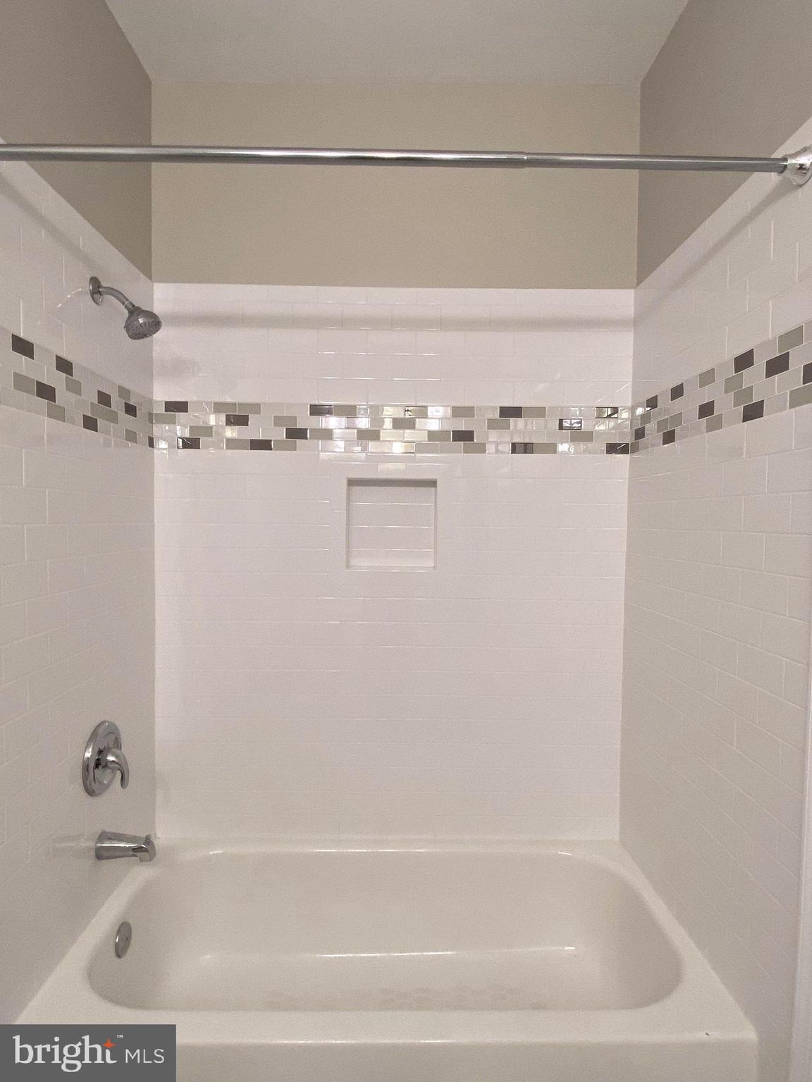 OAK PARK CONDO - Residential