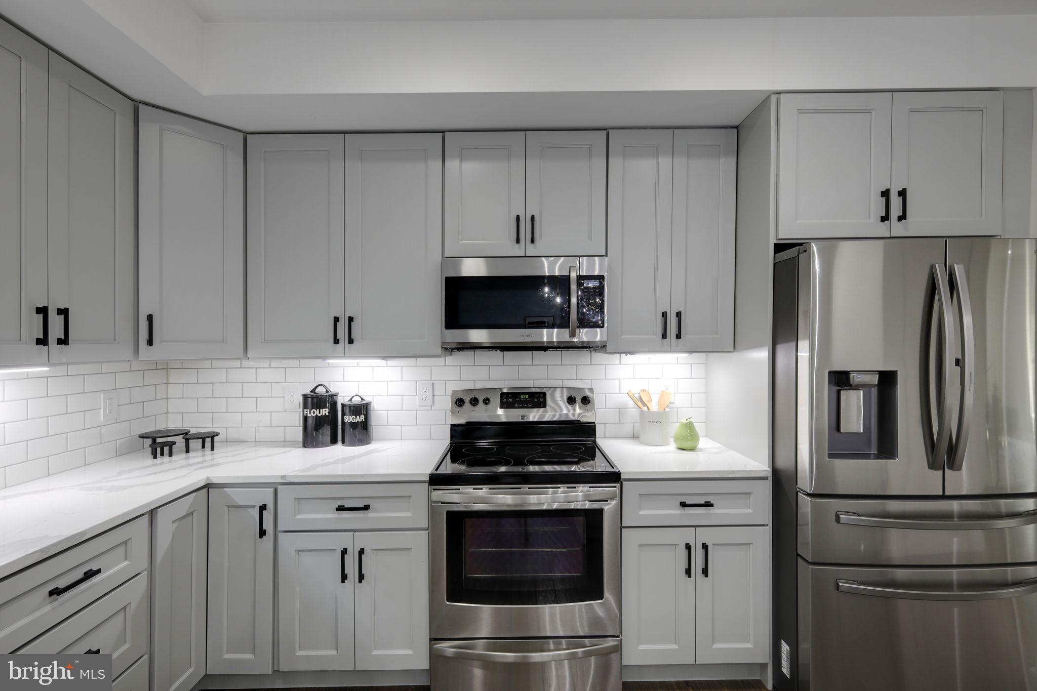 POTOMAC OAKS - Residential