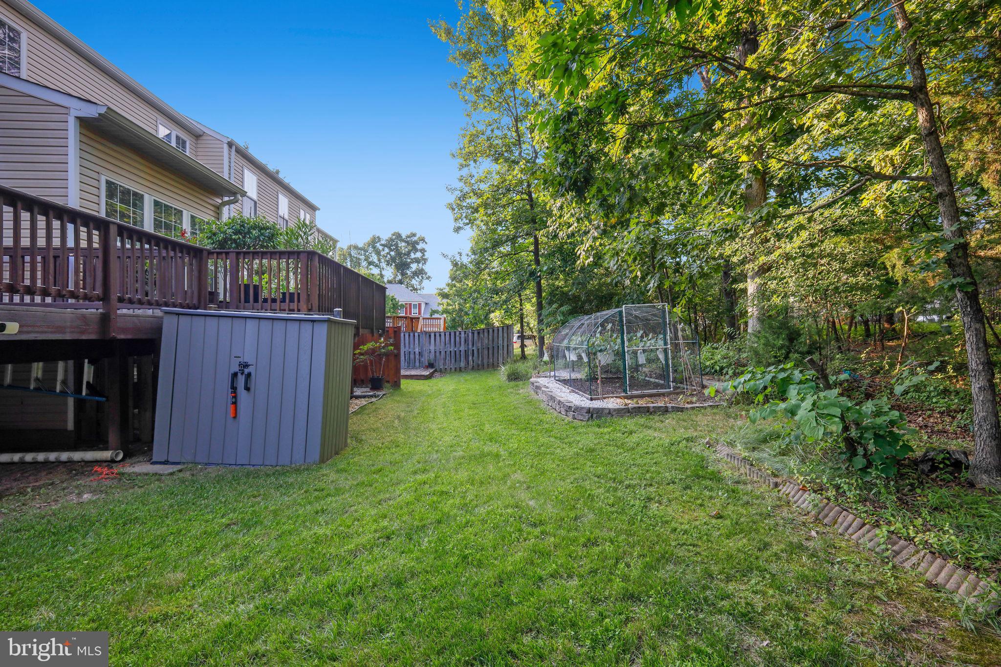 POTOMAC OAKS - Residential