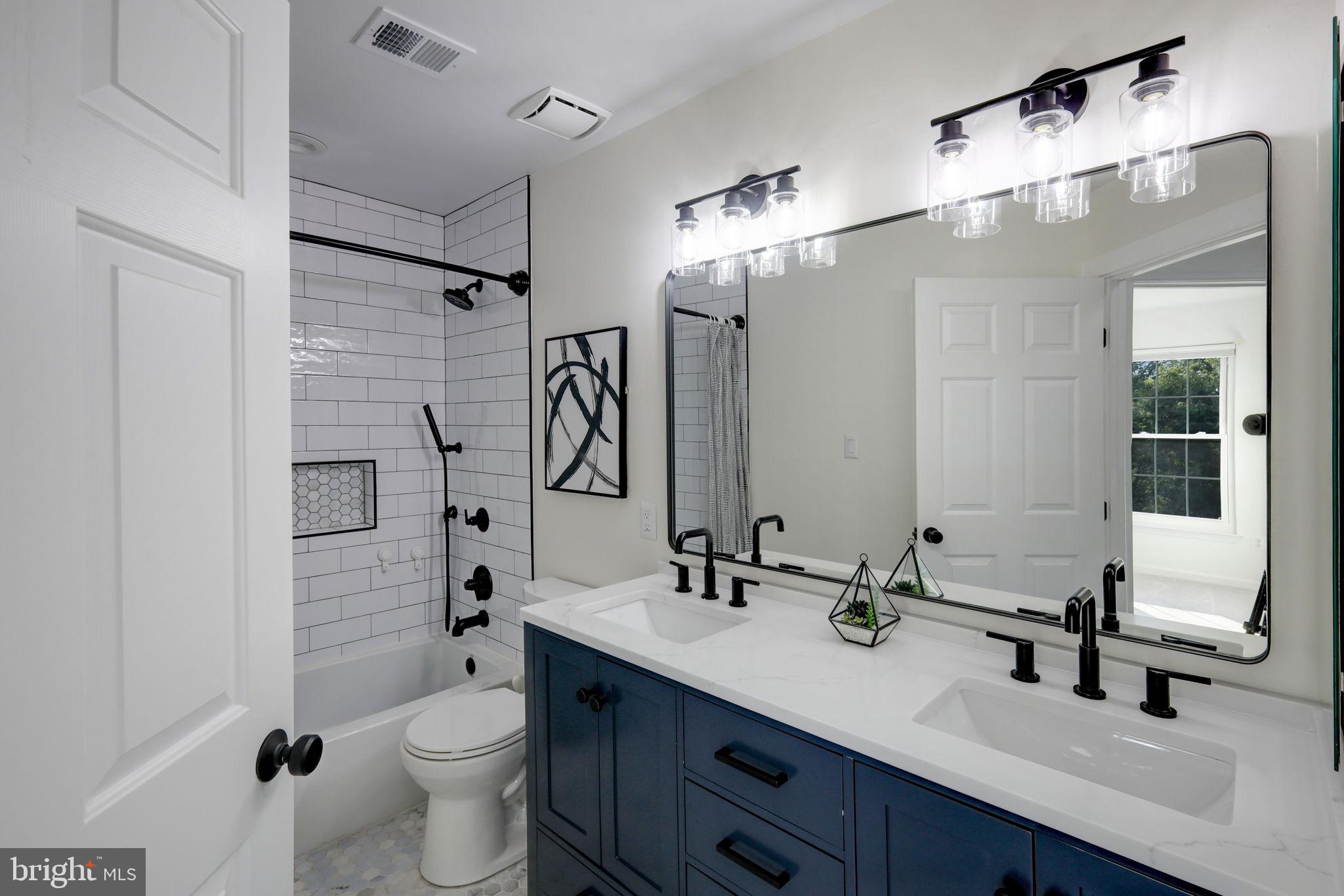 POTOMAC OAKS - Residential