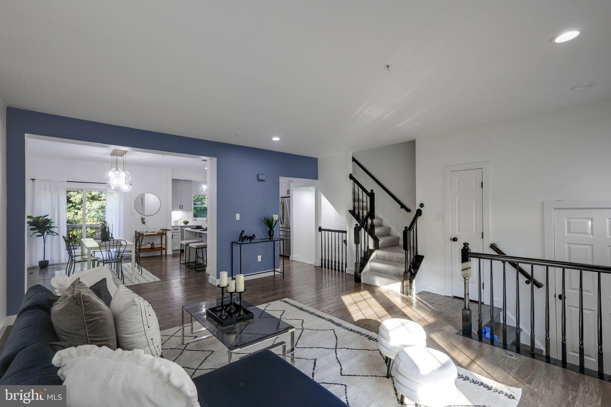 POTOMAC OAKS - Residential