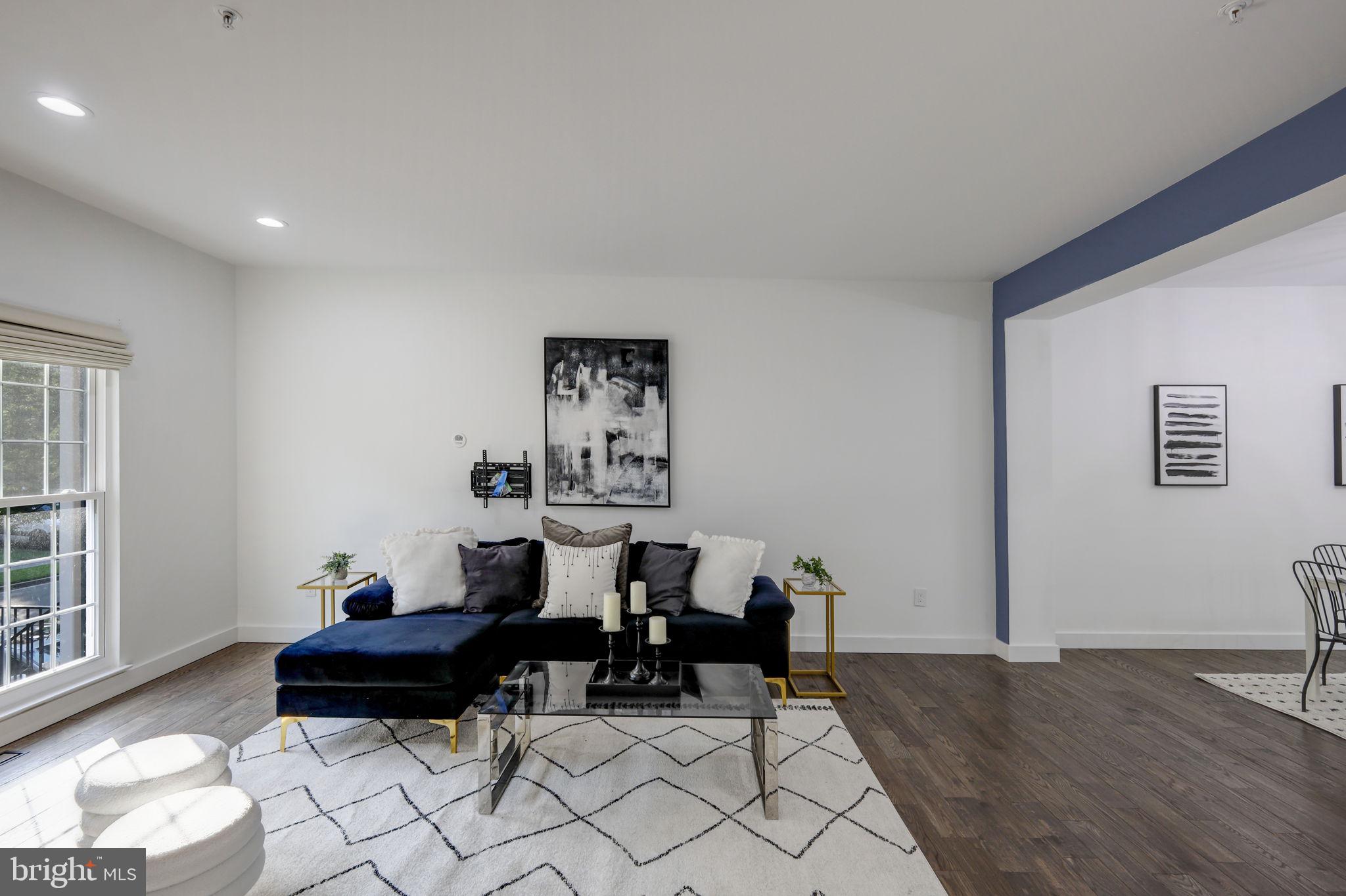 POTOMAC OAKS - Residential